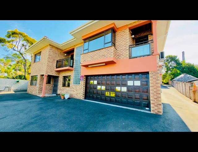 6 BEDROOM HOUSE FOR SALE IN RESERVOIR HILLS